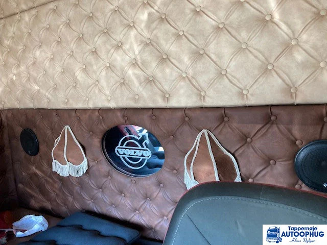 Volvo FH500 8X2 HIAB 077 в лизинг Volvo FH500 8X2 HIAB 077: фото 17 Volvo FH500 8X2 HIAB 077 в лизинг Volvo FH500 8X2 HIAB 077: фото 17