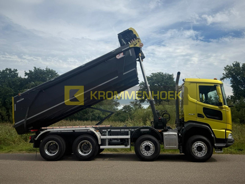 DAF XFC 530 FAD Demo | 8x4 - Самосвал: фото 2 DAF XFC 530 FAD Demo | 8x4 - Самосвал: фото 2