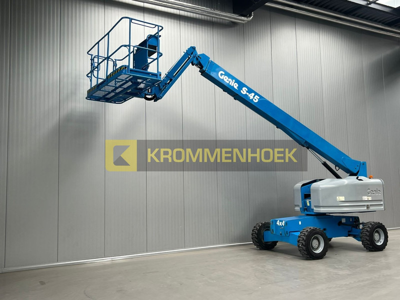 Genie S 45 - Телескопический подъемник: фото 2 Genie S 45 - Телескопический подъемник: фото 2