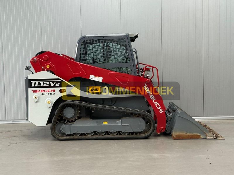 Takeuchi TL 12V-2 - Мини-погрузчик с бортовым поворотом: фото 5 Takeuchi TL 12V-2 - Мини-погрузчик с бортовым поворотом: фото 5