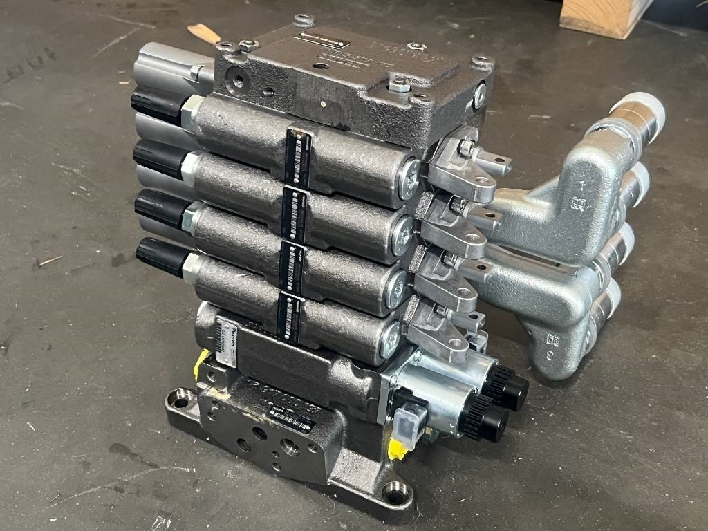 Новый Двигатель для Сельскохозяйственной техники CNH parts – Original – NEW!: фото 10 Новый Двигатель для Сельскохозяйственной техники CNH parts – Original – NEW!: фото 10