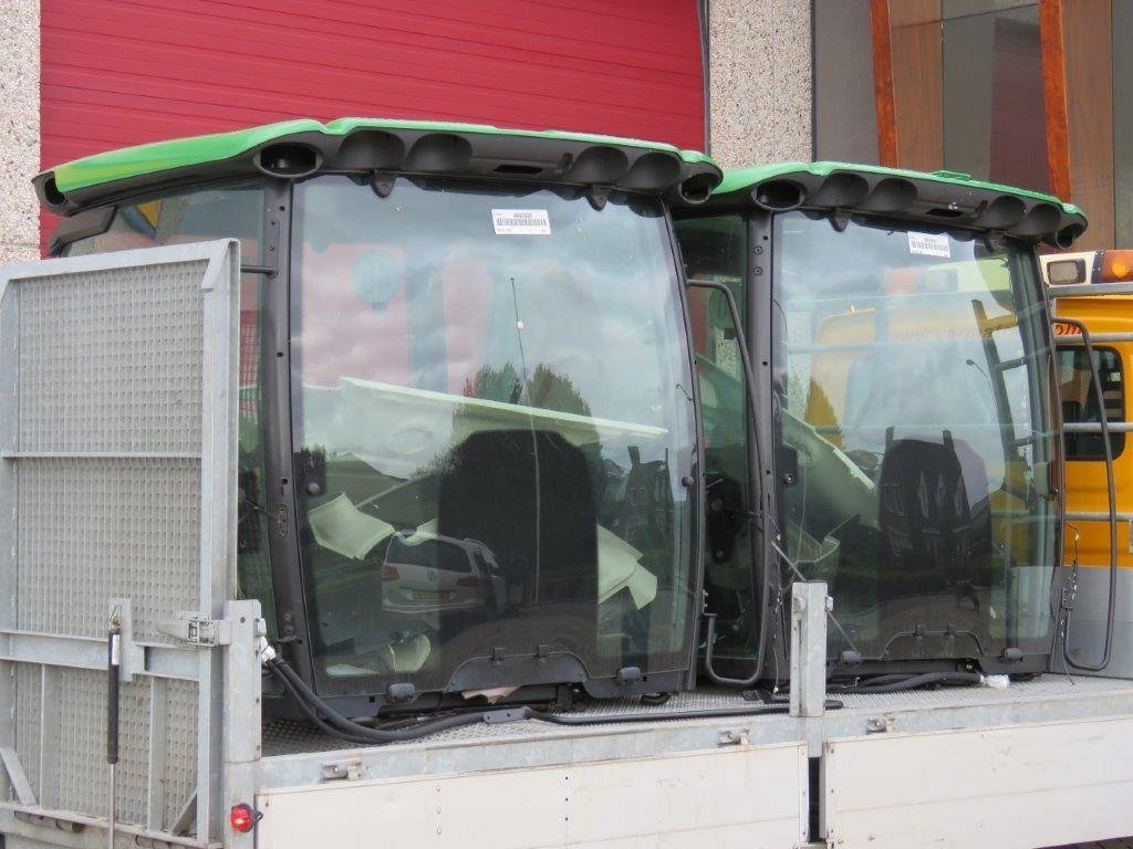 John Deere 6135R, 6145R, 6155R - Кабина для Сельскохозяйственной техники: фото 3 John Deere 6135R, 6145R, 6155R - Кабина для Сельскохозяйственной техники: фото 3