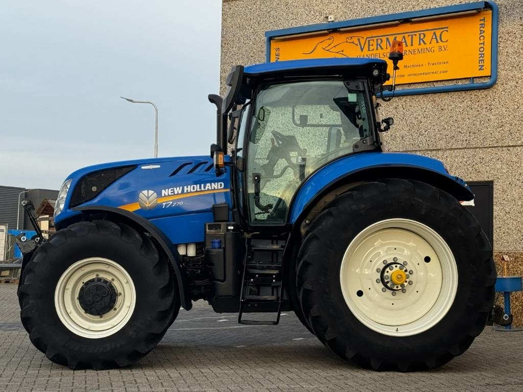 New Holland T7.270 Auto Command, frontlinkage + PTO,1091 hr - Трактор: фото 2 New Holland T7.270 Auto Command, frontlinkage + PTO,1091 hr - Трактор: фото 2