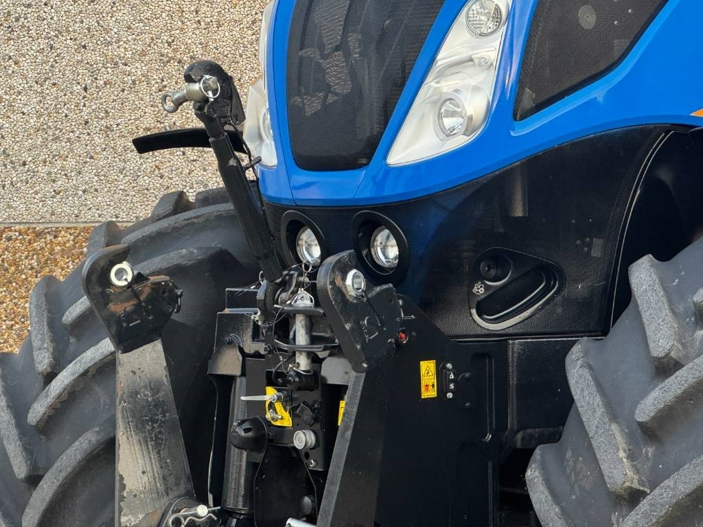 New Holland T7.270 Auto Command, frontlinkage + PTO,1091 hr - Трактор: фото 4 New Holland T7.270 Auto Command, frontlinkage + PTO,1091 hr - Трактор: фото 4