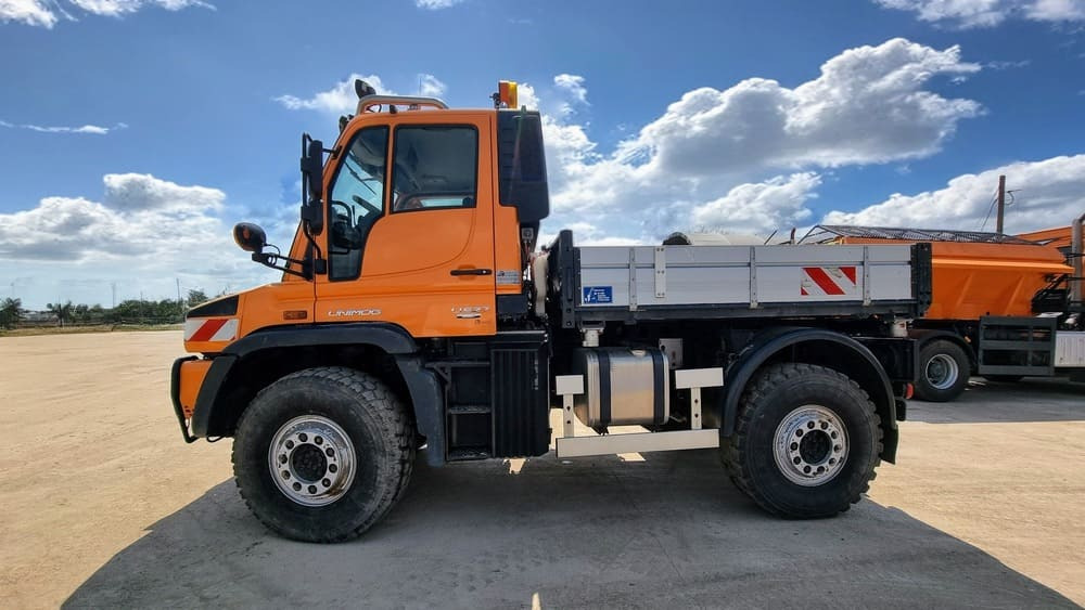 Mercedes-Benz Unimog U527 - Коммунальная/ Специальная техника: фото 4 Mercedes-Benz Unimog U527 - Коммунальная/ Специальная техника: фото 4