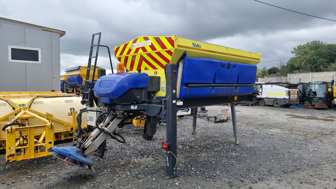 SCHMIDT Stratos Nido B50-36 - Разбрасыватель песка/ Соли для Разбрасывателей песка/ Соли: фото 4 SCHMIDT Stratos Nido B50-36 - Разбрасыватель песка/ Соли для Разбрасывателей песка/ Соли: фото 4