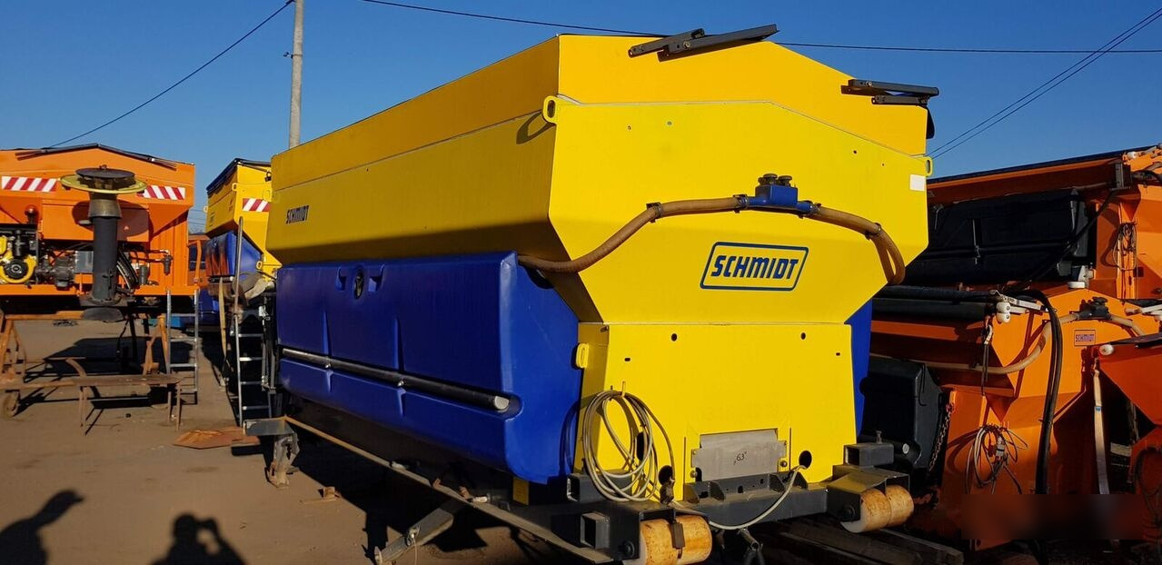 Schmidt STRATOS - Разбрасыватель песка/ Соли для Коммунальной и специальной техники: фото 3 Schmidt STRATOS - Разбрасыватель песка/ Соли для Коммунальной и специальной техники: фото 3