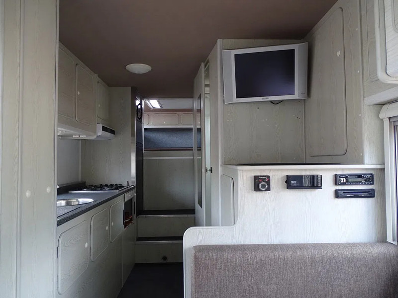 Эвакуатор Iveco Eurocargo 12.250 AUT LEER CAM CAMPERUNIT TKM 31000: фото 9