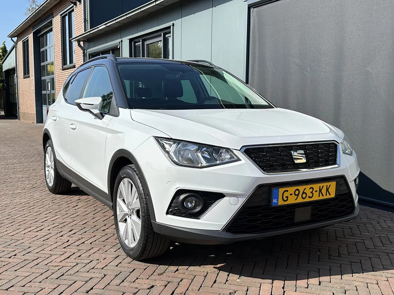 SEAT Arona 1.0 TSI Style Business Intense Carplay Dealeronderhouden Cruise Clima Navi Camera - Хэтчбек: фото 1 SEAT Arona 1.0 TSI Style Business Intense Carplay Dealeronderhouden Cruise Clima Navi Camera - Хэтчбек: фото 1