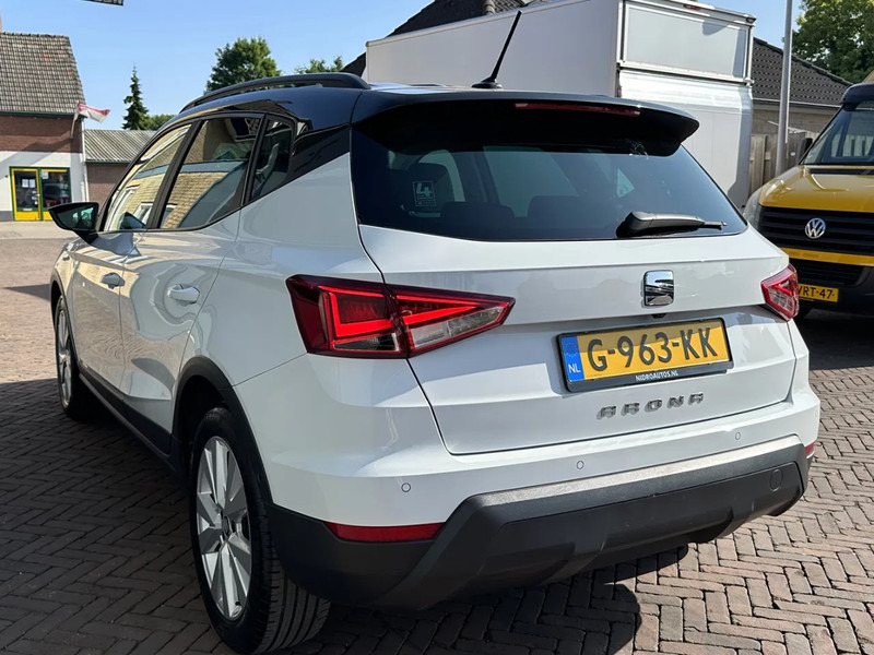 SEAT Arona 1.0 TSI Style Business Intense Carplay Dealeronderhouden Cruise Clima Navi Camera - Хэтчбек: фото 2 SEAT Arona 1.0 TSI Style Business Intense Carplay Dealeronderhouden Cruise Clima Navi Camera - Хэтчбек: фото 2
