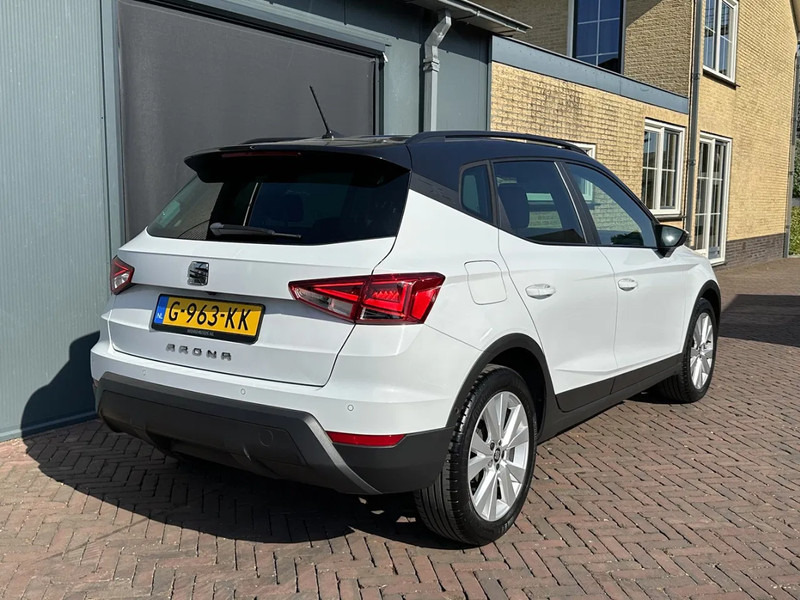 SEAT Arona 1.0 TSI Style Business Intense Carplay Dealeronderhouden Cruise Clima Navi Camera - Хэтчбек: фото 3 SEAT Arona 1.0 TSI Style Business Intense Carplay Dealeronderhouden Cruise Clima Navi Camera - Хэтчбек: фото 3