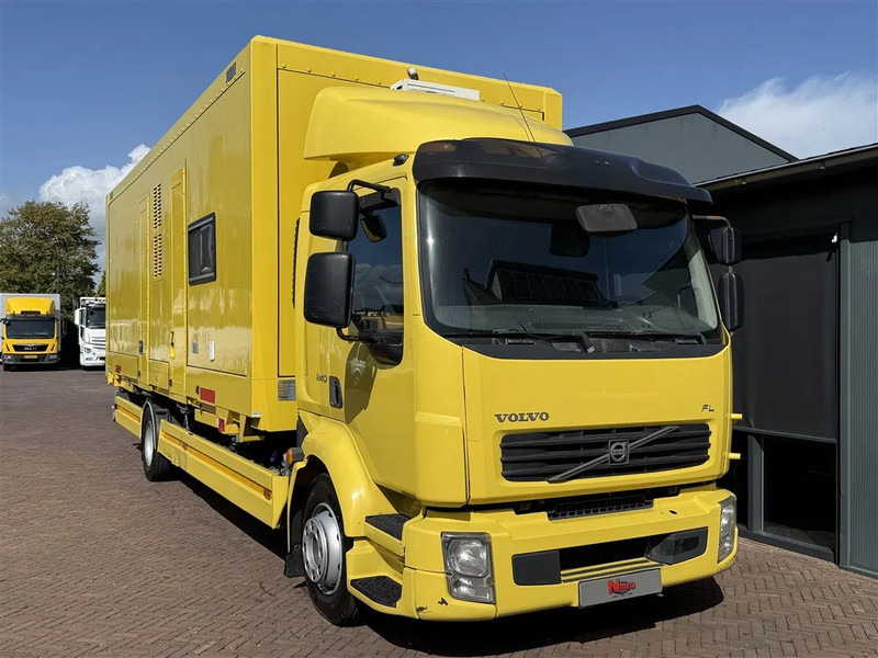 Volvo FL 12.240 Airco 2x bed Douche Heater - Грузовик с закрытым кузовом: фото 1 Volvo FL 12.240 Airco 2x bed Douche Heater - Грузовик с закрытым кузовом: фото 1