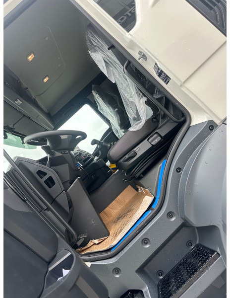 MAN 41.440 - Грузовик-шасси: фото 5 MAN 41.440 - Грузовик-шасси: фото 5