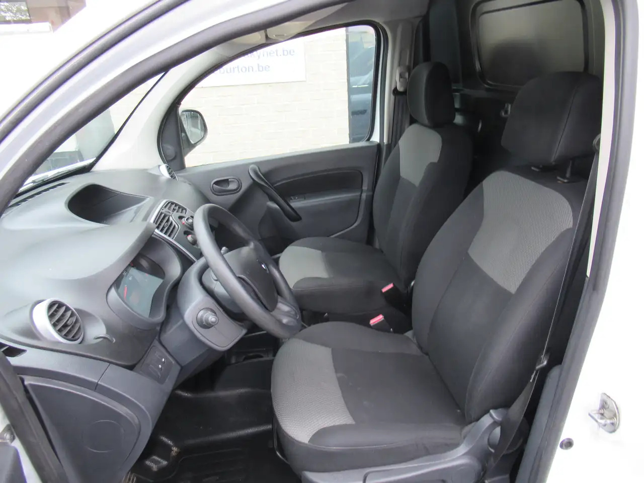 Легковой фургон Renault Kangoo 15 DCI GRAND CONFORT CLIM 8250€+TVA/BTW: фото 6