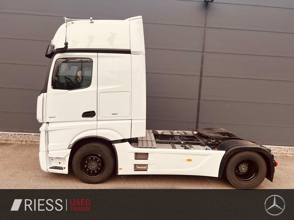 Mercedes-Benz 1851 LS GigaSpace Vollluft BiXenon KlimaA Navi - Тягач: фото 1 Mercedes-Benz 1851 LS GigaSpace Vollluft BiXenon KlimaA Navi - Тягач: фото 1