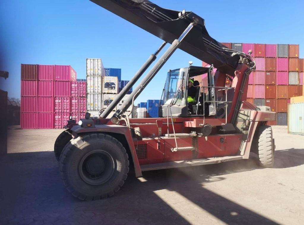 Kalmar DRG100-54S6 - Ричстакер: фото 3 Kalmar DRG100-54S6 - Ричстакер: фото 3