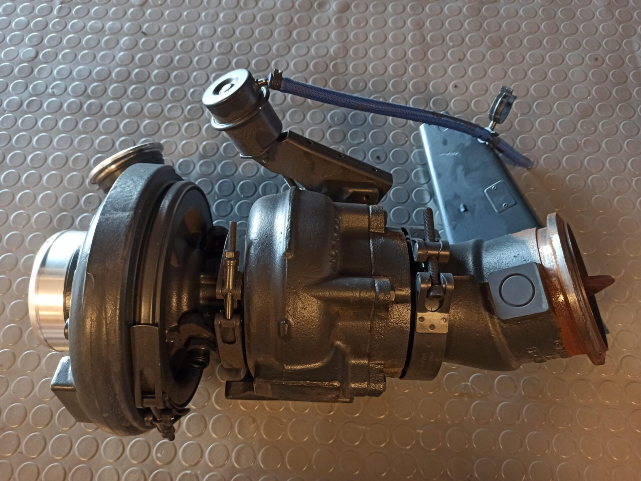 SCANIA TURBOCHARGER - 2126714 - Турбина для Грузовиков: фото 1 SCANIA TURBOCHARGER - 2126714 - Турбина для Грузовиков: фото 1