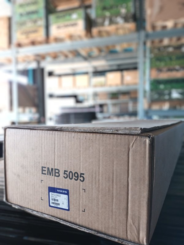 VOLVO WINDSCREEN WIPER - 84528482 - Щетка стеклоочистителя для Грузовиков: фото 1 VOLVO WINDSCREEN WIPER - 84528482 - Щетка стеклоочистителя для Грузовиков: фото 1