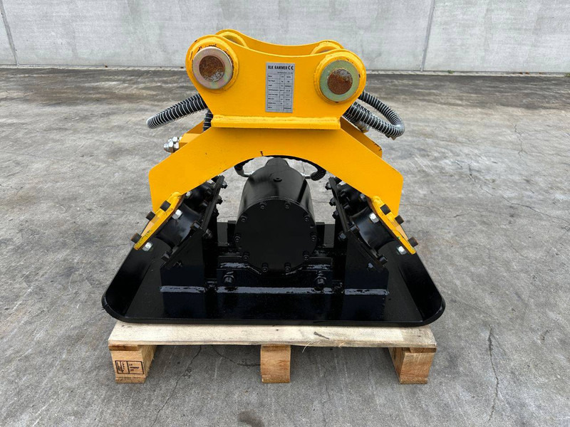 BLK BLK/04 - Виброплита: фото 1 BLK BLK/04 - Виброплита: фото 1