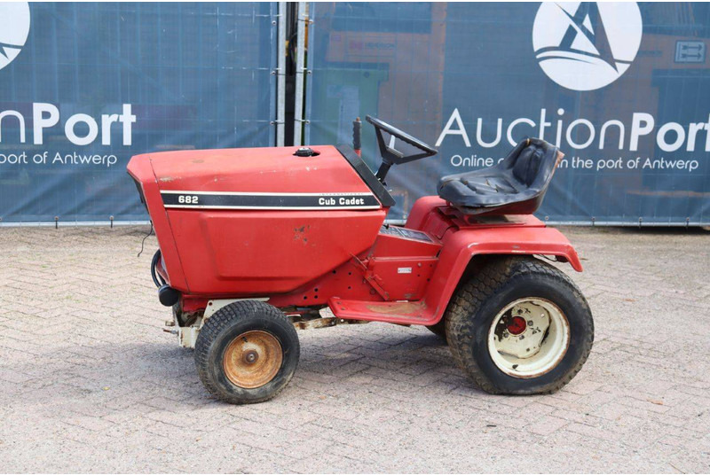 Cub Cadet 682 - Газонокосилка: фото 1 Cub Cadet 682 - Газонокосилка: фото 1