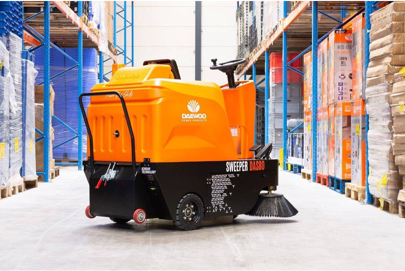 Daewoo DAS80 Zit - Подметально-уборочная машина: фото 4 Daewoo DAS80 Zit - Подметально-уборочная машина: фото 4