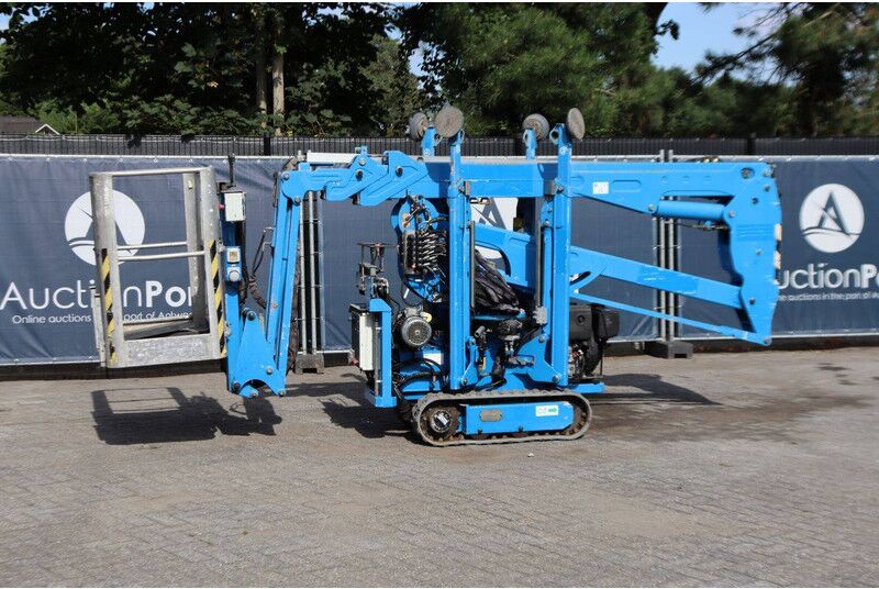EasyLift R160 - Коленчатый подъемник: фото 1 EasyLift R160 - Коленчатый подъемник: фото 1
