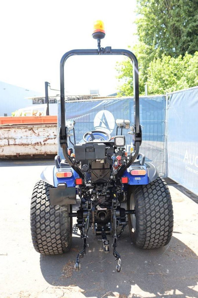 Farmtrac 25G Electric - Трактор: фото 4 Farmtrac 25G Electric - Трактор: фото 4