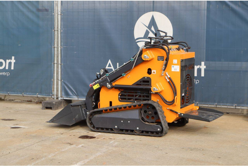 Fland - Гусеничный погрузчик: фото 3 Fland - Гусеничный погрузчик: фото 3