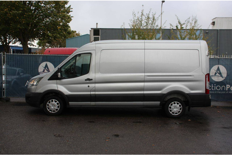 Ford Transit - Цельнометаллический фургон: фото 2 Ford Transit - Цельнометаллический фургон: фото 2