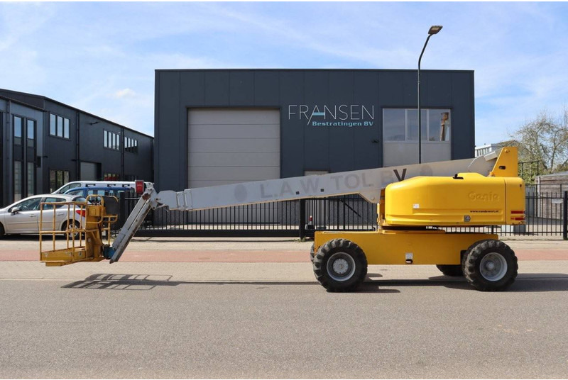 Genie S-65 - Телескопический подъемник: фото 2 Genie S-65 - Телескопический подъемник: фото 2