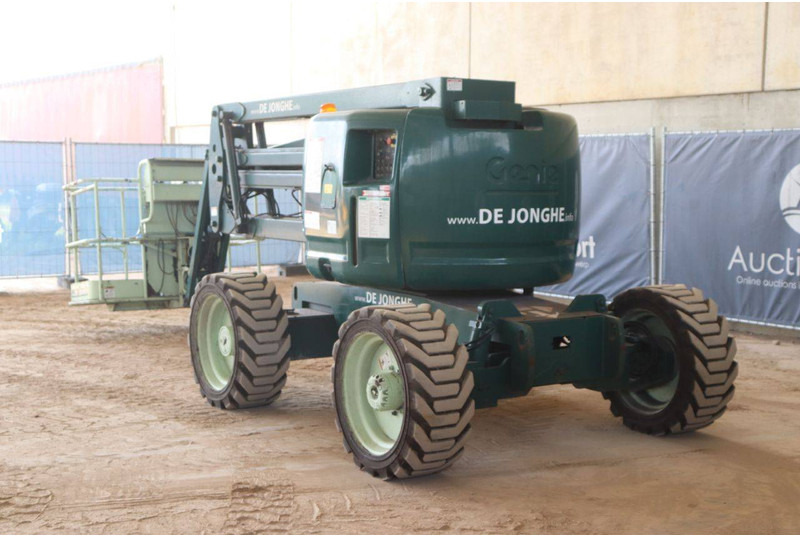 Genie Z-45/25 - Коленчатый подъемник: фото 4 Genie Z-45/25 - Коленчатый подъемник: фото 4