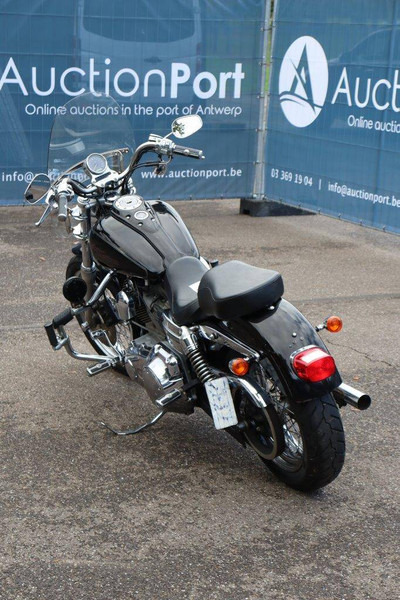 Harley-Davidson Dyna Super Glide - Мотоцикл: фото 4 Harley-Davidson Dyna Super Glide - Мотоцикл: фото 4