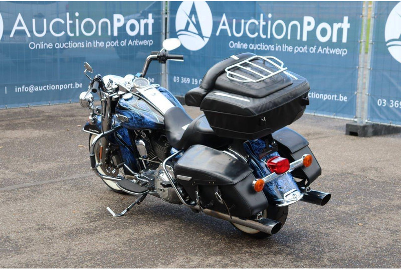 Harley-Davidson Road King Classic Touring - Мотоцикл: фото 4 Harley-Davidson Road King Classic Touring - Мотоцикл: фото 4