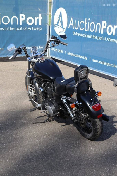 Harley-Davidson SPORTSTER XL1200 CUSTOM - Мотоцикл: фото 4 Harley-Davidson SPORTSTER XL1200 CUSTOM - Мотоцикл: фото 4