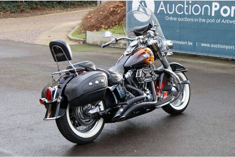 Мотоцикл Harley-Davidson Softail Deluxe: фото 6 Мотоцикл Harley-Davidson Softail Deluxe: фото 6