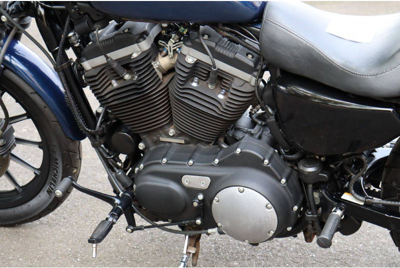 Мотоцикл Harley-Davidson Sportster XL883 Iron: фото 19 Мотоцикл Harley-Davidson Sportster XL883 Iron: фото 19