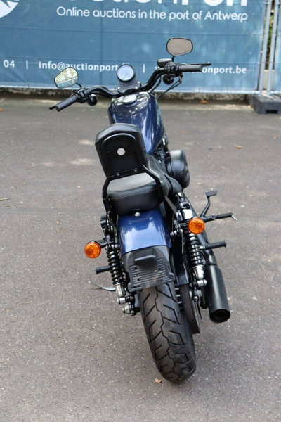 Мотоцикл Harley-Davidson Sportster XL883 Iron: фото 6 Мотоцикл Harley-Davidson Sportster XL883 Iron: фото 6