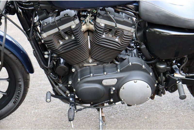 Мотоцикл Harley-Davidson Sportster XL883 Iron: фото 15 Мотоцикл Harley-Davidson Sportster XL883 Iron: фото 15