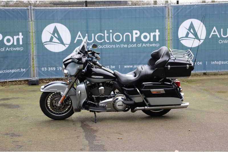 Harley-Davidson Ultra Classic - Мотоцикл: фото 1 Harley-Davidson Ultra Classic - Мотоцикл: фото 1