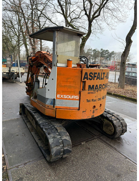 Hitachi EX50URG - Гусеничный экскаватор: фото 5 Hitachi EX50URG - Гусеничный экскаватор: фото 5