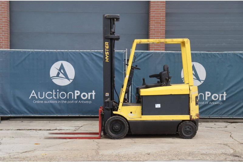 Hyster E3.00XM - Электропогрузчик: фото 2 Hyster E3.00XM - Электропогрузчик: фото 2
