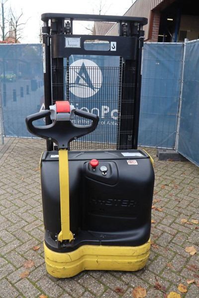 Hyster S1.0 AC - Штабелер: фото 4 Hyster S1.0 AC - Штабелер: фото 4