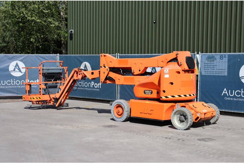 JLG E400AJPN - Коленчатый подъемник: фото 3 JLG E400AJPN - Коленчатый подъемник: фото 3