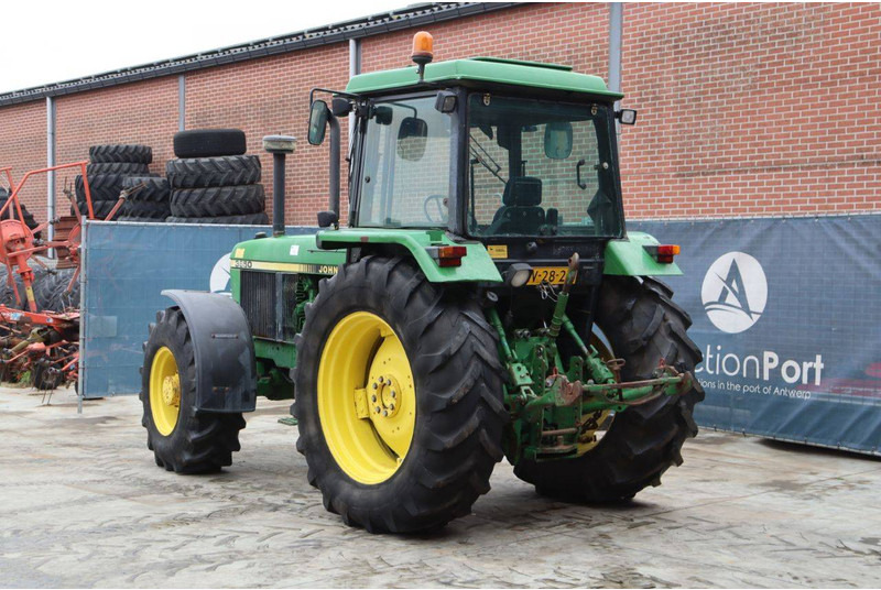 John Deere 3650 - Трактор: фото 4 John Deere 3650 - Трактор: фото 4