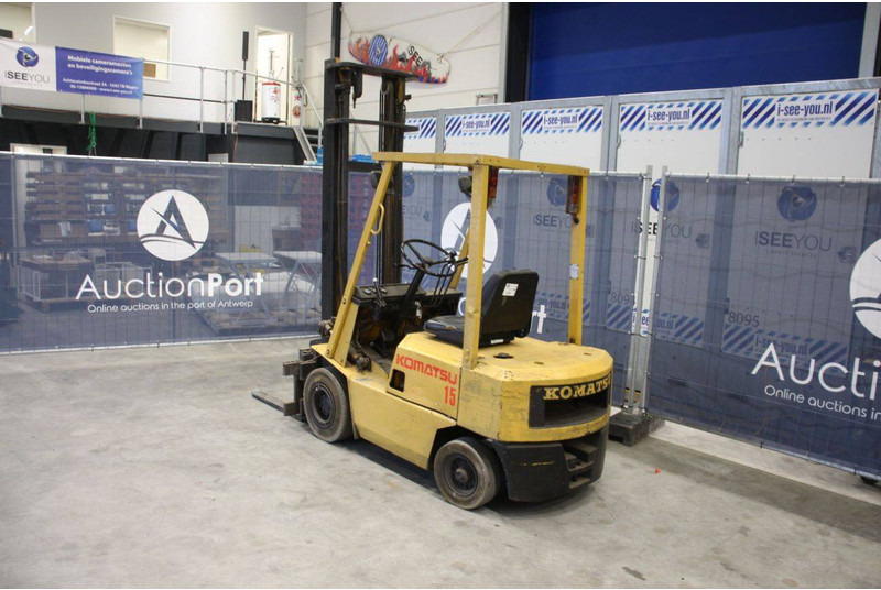 Komatsu 15 - Дизельный погрузчик: фото 3 Komatsu 15 - Дизельный погрузчик: фото 3