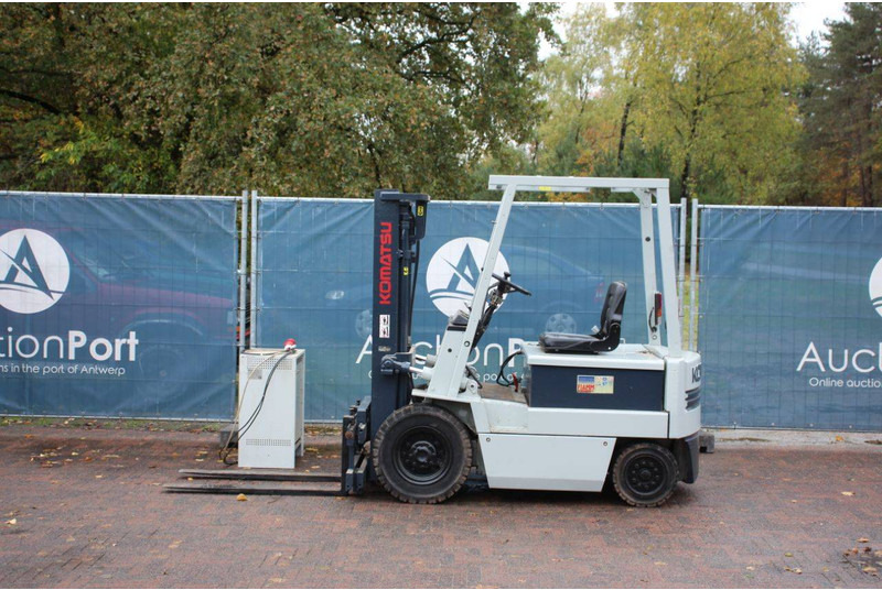 Komatsu FB20-3 - Электропогрузчик: фото 2 Komatsu FB20-3 - Электропогрузчик: фото 2