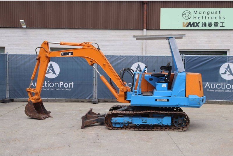 Kubota KH-033 - Мини-экскаватор: фото 2 Kubota KH-033 - Мини-экскаватор: фото 2