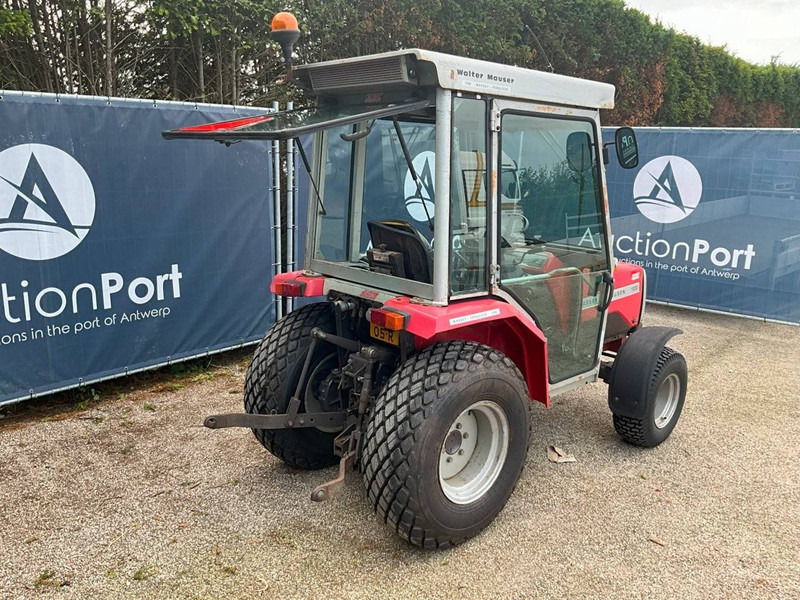 Massey Ferguson 1230 - Трактор: фото 4 Massey Ferguson 1230 - Трактор: фото 4