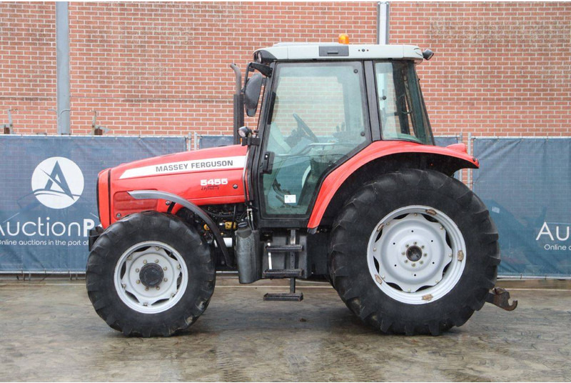 Massey Ferguson 5455 Dyna-4 - Трактор: фото 2 Massey Ferguson 5455 Dyna-4 - Трактор: фото 2