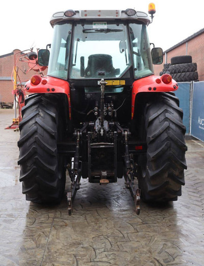 Massey Ferguson 5455 Dyna-4 - Трактор: фото 5 Massey Ferguson 5455 Dyna-4 - Трактор: фото 5
